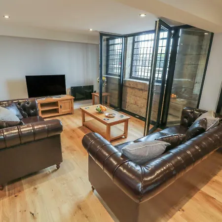 Apartment Tornado Engine Shed Whitby